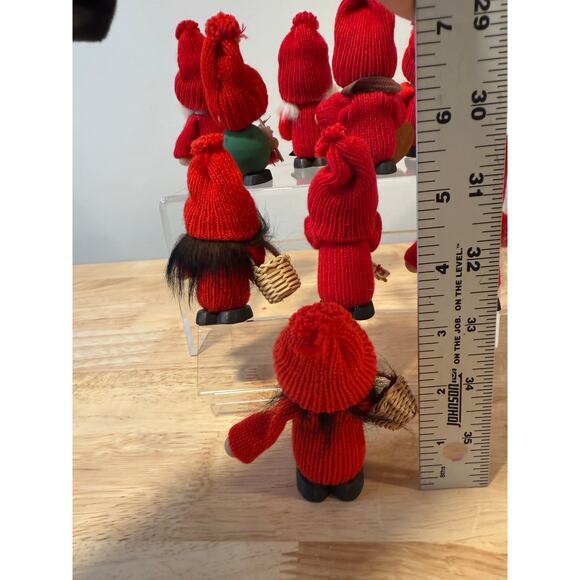 Lot of 9 Ljungstroms Of Sweden Tomte Wooden Figures Adorable Miniatures JL - Picture 9 of 13